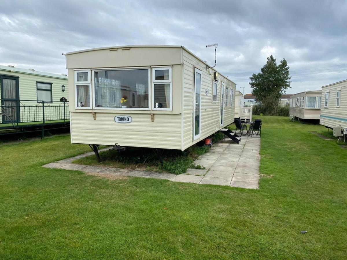 סקגנס Sunnymede Ingoldmells Fantasy Islands Static Caravan Park מראה חיצוני תמונה